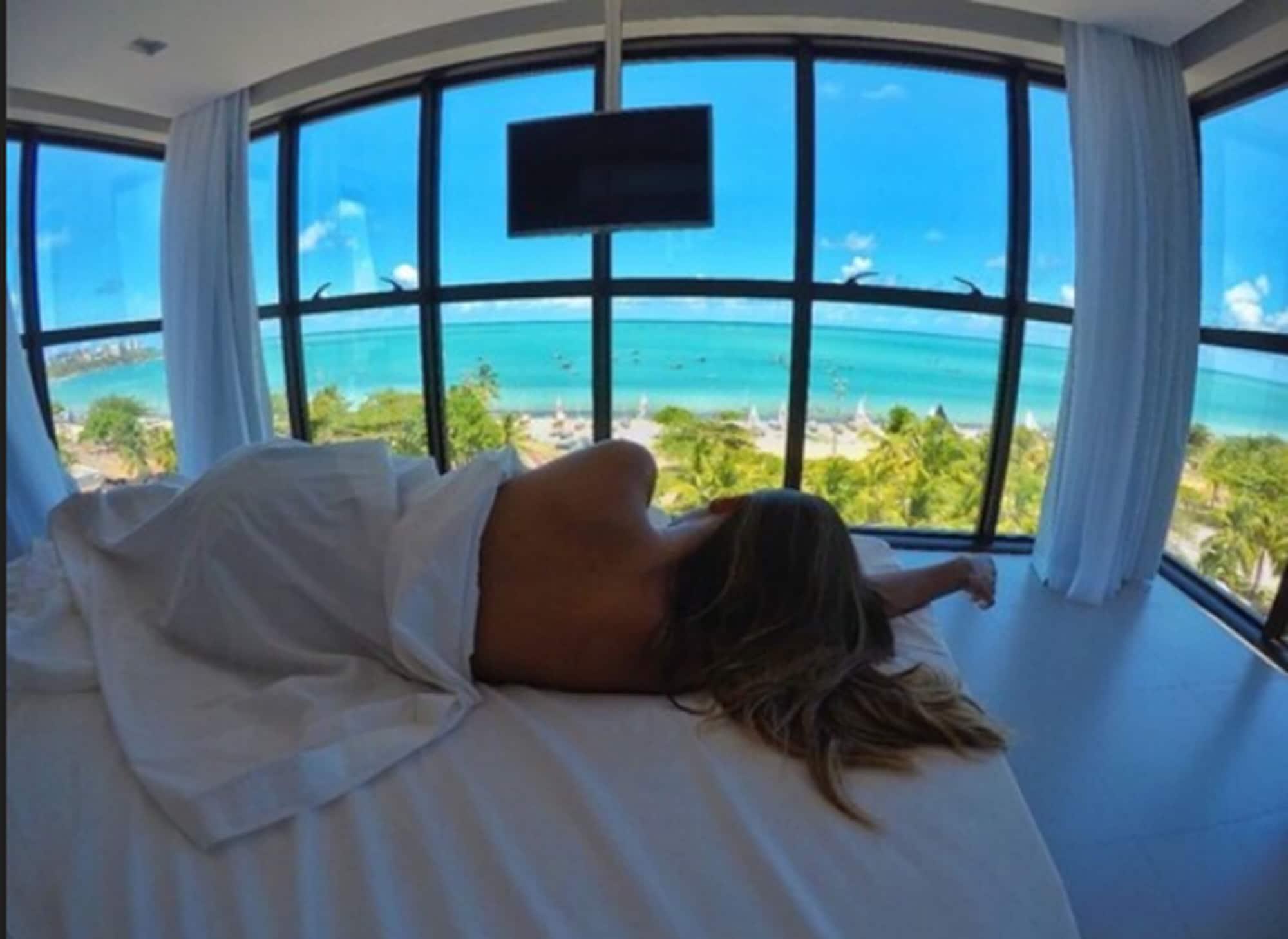 Hotel Acqua Suítes 4*